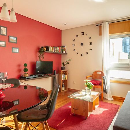Francos Relaxing Apartment By The Metro OOporto Exterior foto